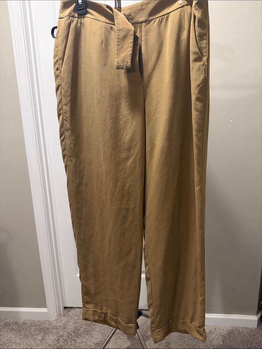 Liz Claiborne Women’s Straight-Leg Chinos in Tan